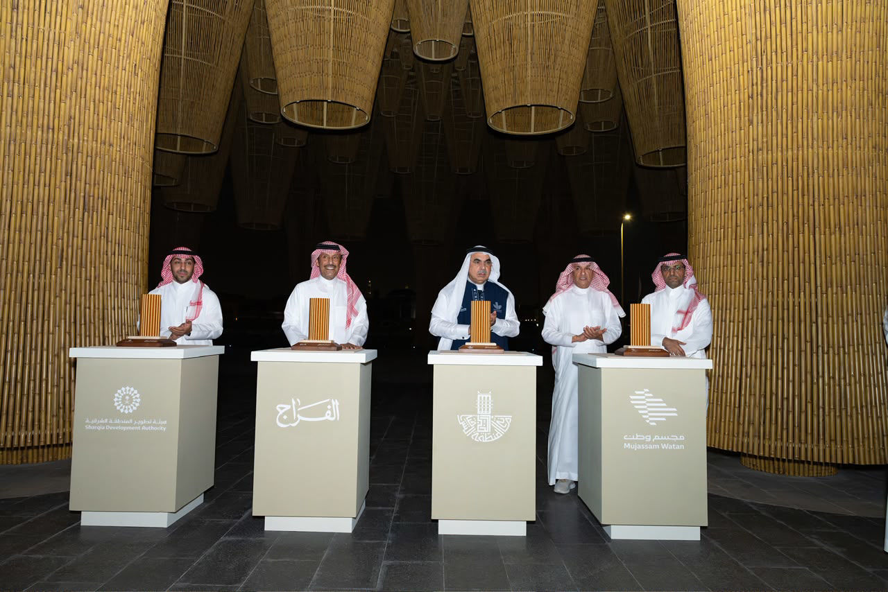 13 منطقة إدارية وهوية واحدة تتجسد على طريق الملك سلمان    *أمين الشرقية يدشن (ميدان التلاقي) في الخبر*